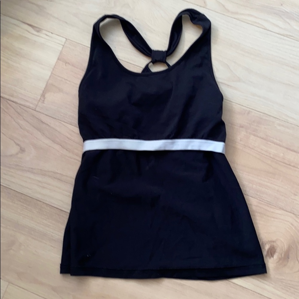 Workout Top with Bra - Picture 6 of 6
